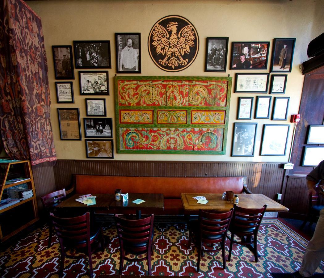 بورتلاند Mcmenamins White Eagle Rock & Roll Hotel المظهر الخارجي الصورة
