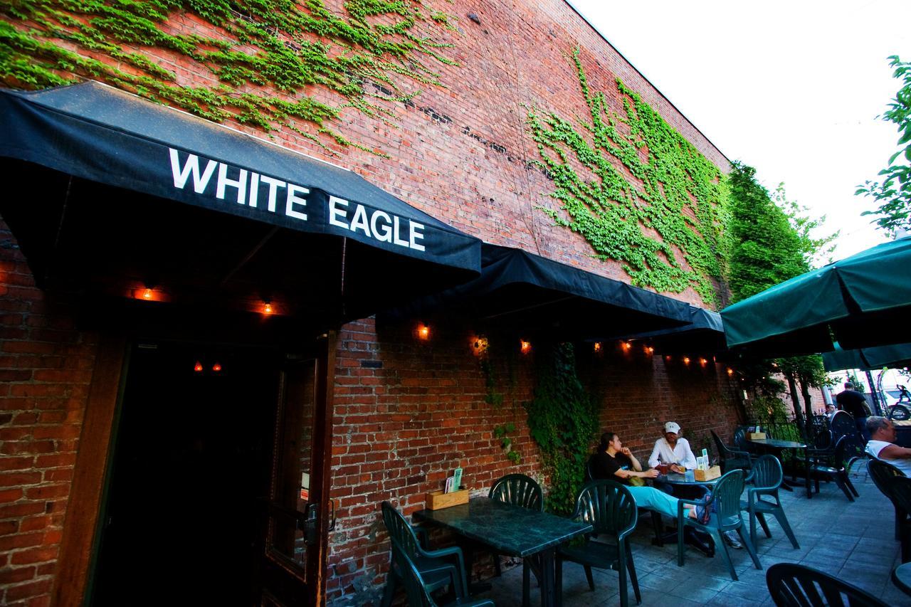 بورتلاند Mcmenamins White Eagle Rock & Roll Hotel المظهر الخارجي الصورة